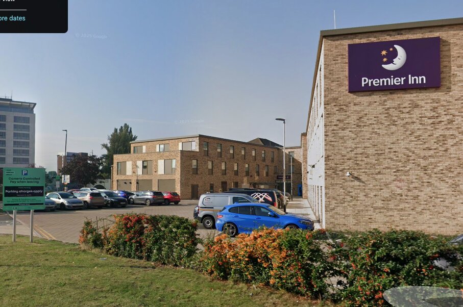 Premier Inn Peterborough City Centre Hotel-浴室
