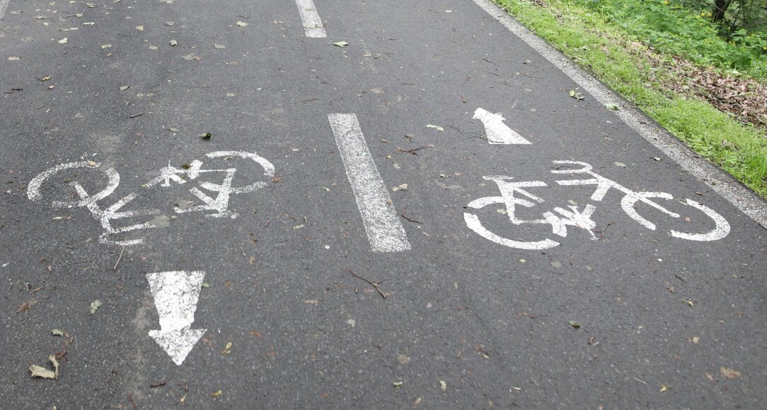 Parcul Sub Arini-锡比乌必去景点