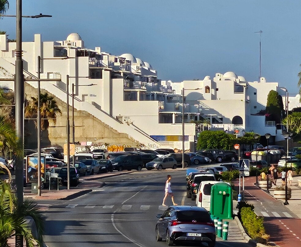 艾尔庞塔佐III酒店主图