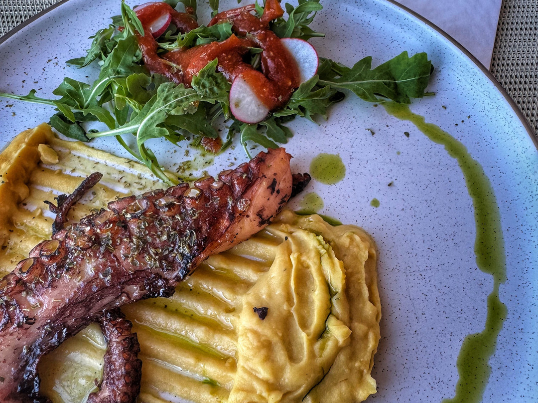 Emfasis Restaurant