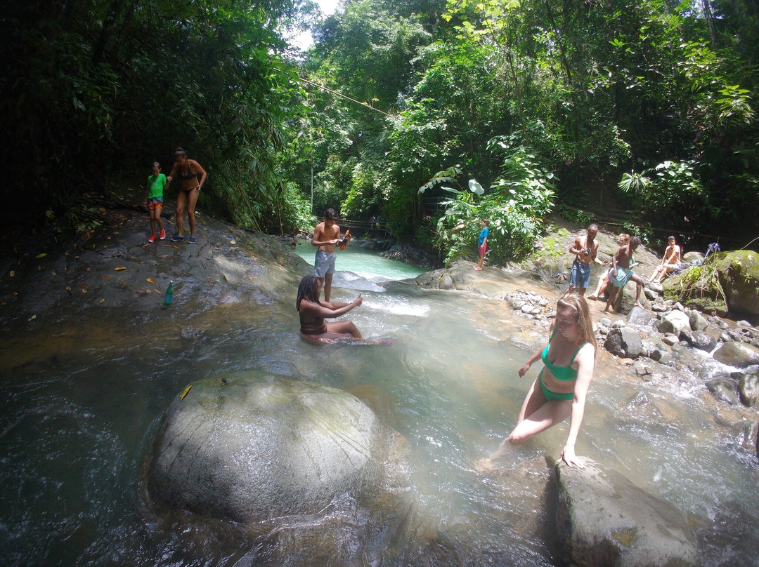 Uvita Waterfall-乌维塔必去景点