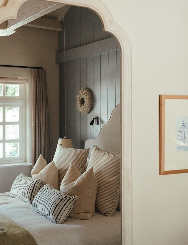 The Blue Pigeons主图