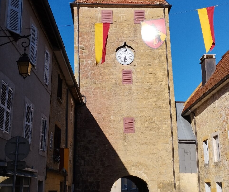 Collegiale Saint-Antoine-Nozeroy必去景点