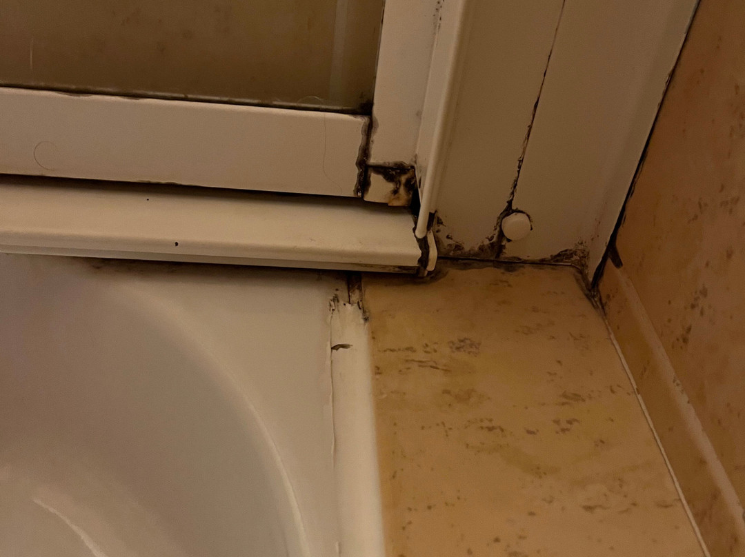 Logis Grand Hotel Bain主图