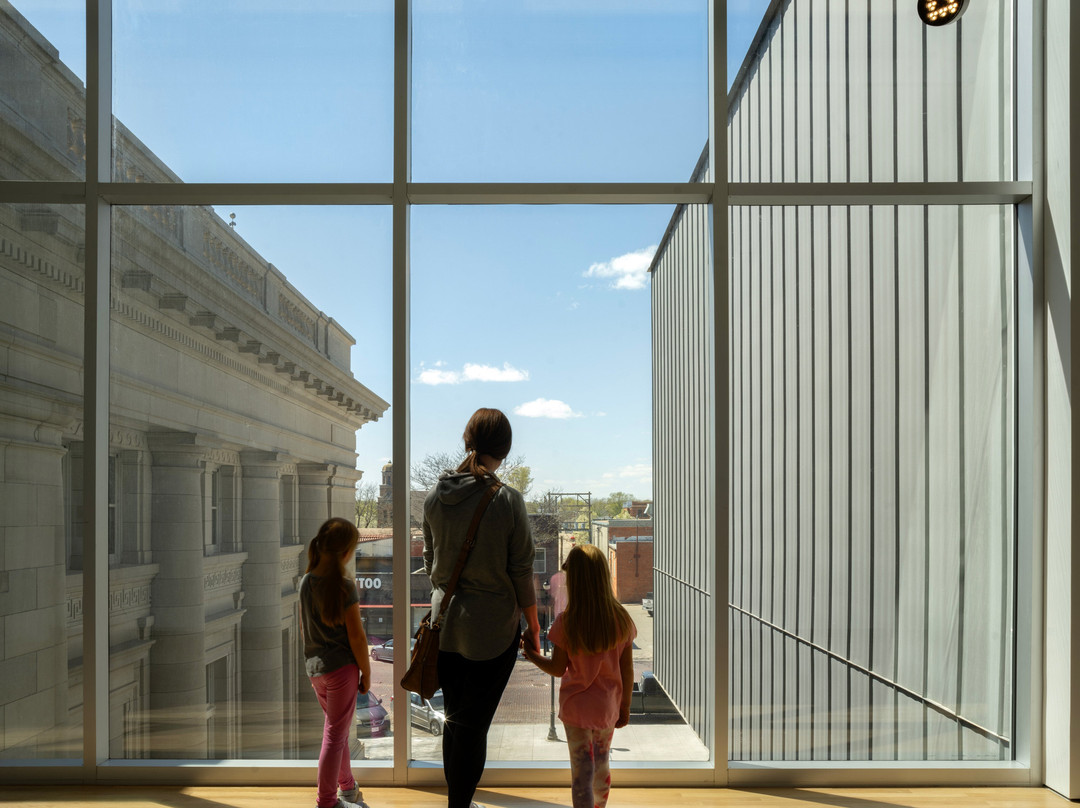 Museum of Nebraska Art-卡尼必去景点