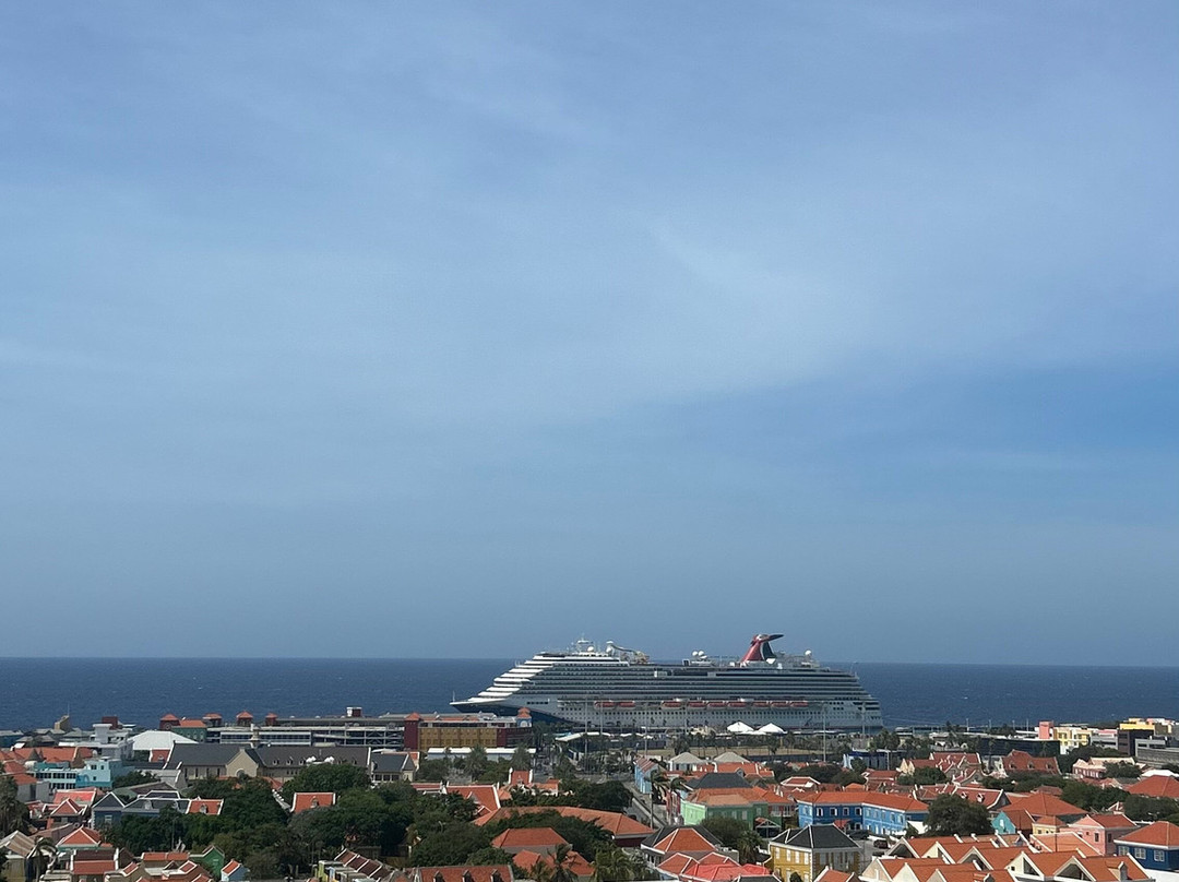 Curaçao Fascinating Tours-威廉斯塔德必去景点