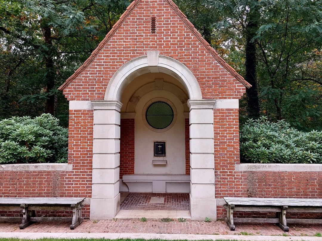 Overloon War Cemetery-Overloon必去景点