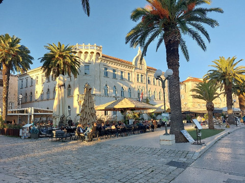 XII Century Heritage Hotel主图