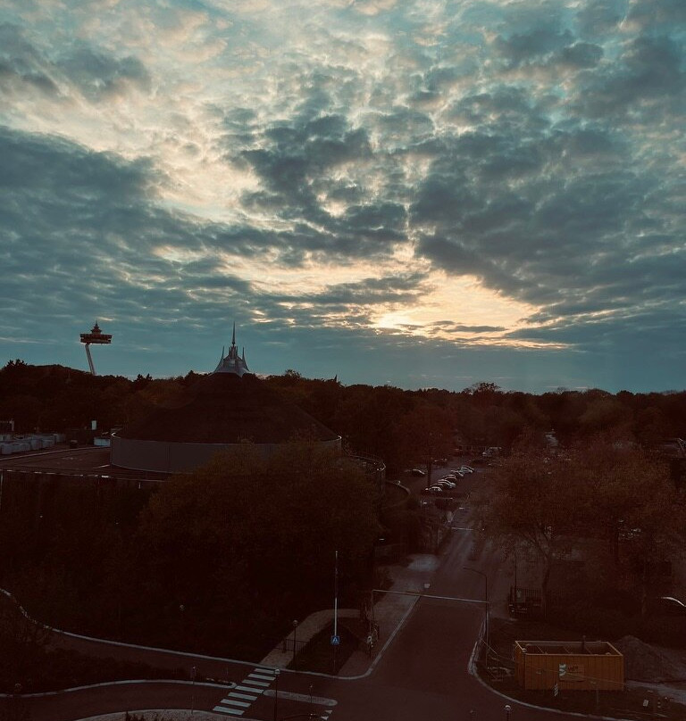 艾夫特灵酒店主图