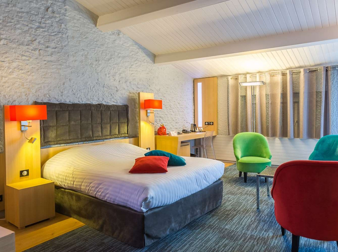 Saint-Michel-le-Cloucq酒店住宿-Logis Hôtel Restaurant Spa le Rabelais