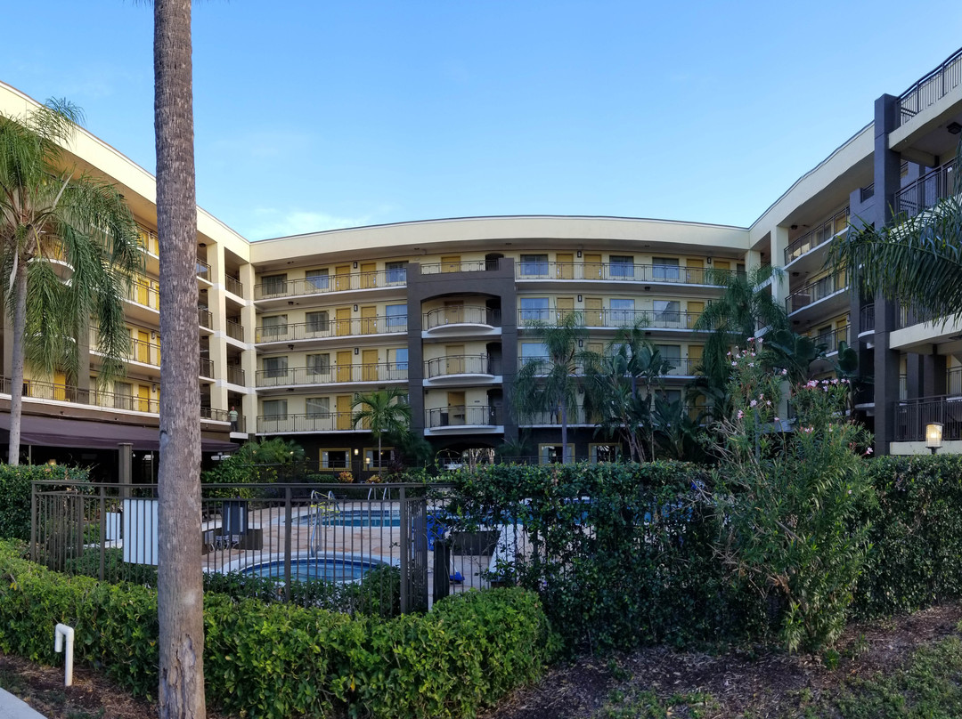 Best Western Plus Deerfield Beach Hotel & Suites主图