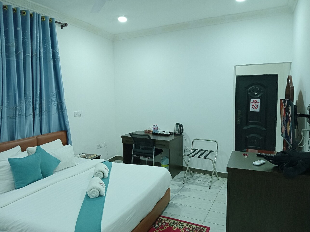 SkyPlus Hotel & Resorts主图