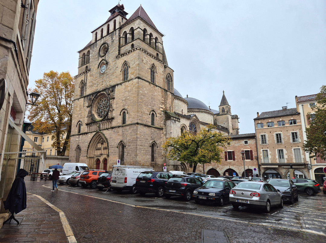 Cathédrale Saint-Étienne-Cahors必去景点