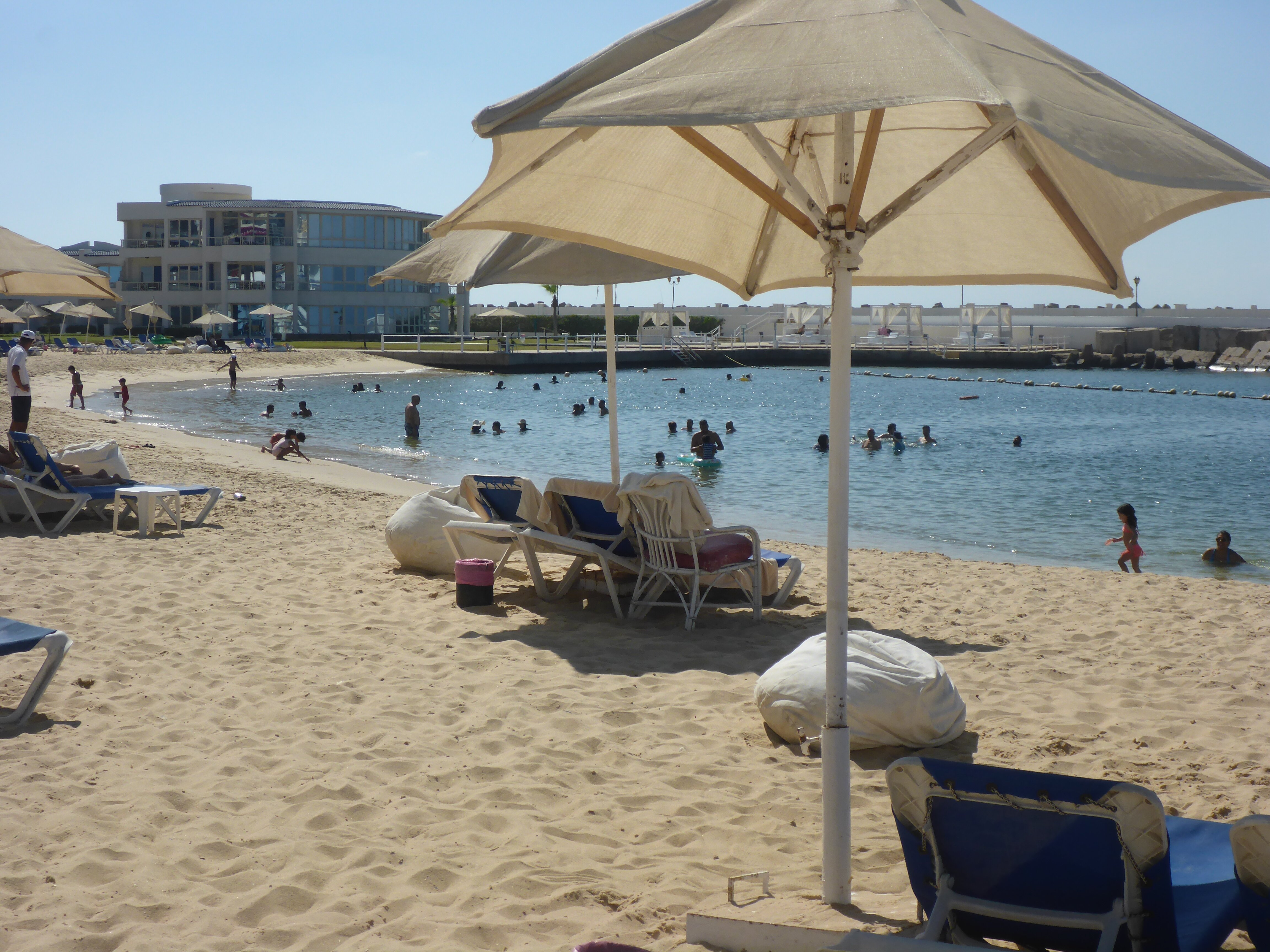 地中海阿祖尔酒店-泳池