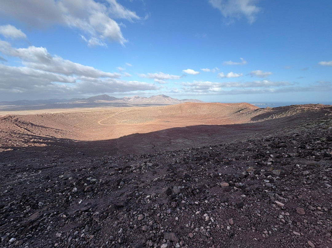 Montaña Roja-布兰卡滩必去景点