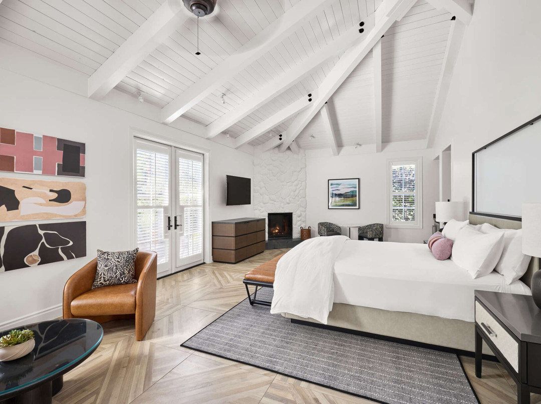 尤特维尔酒店主图