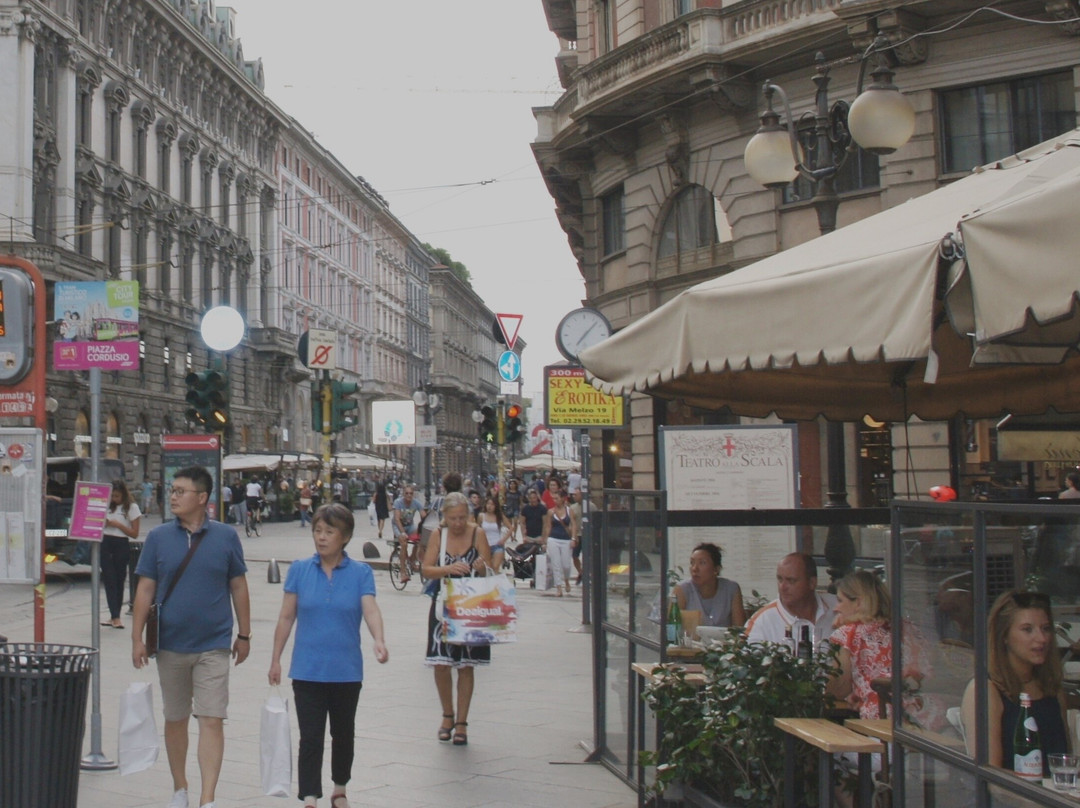 Via Dante-米兰必去景点