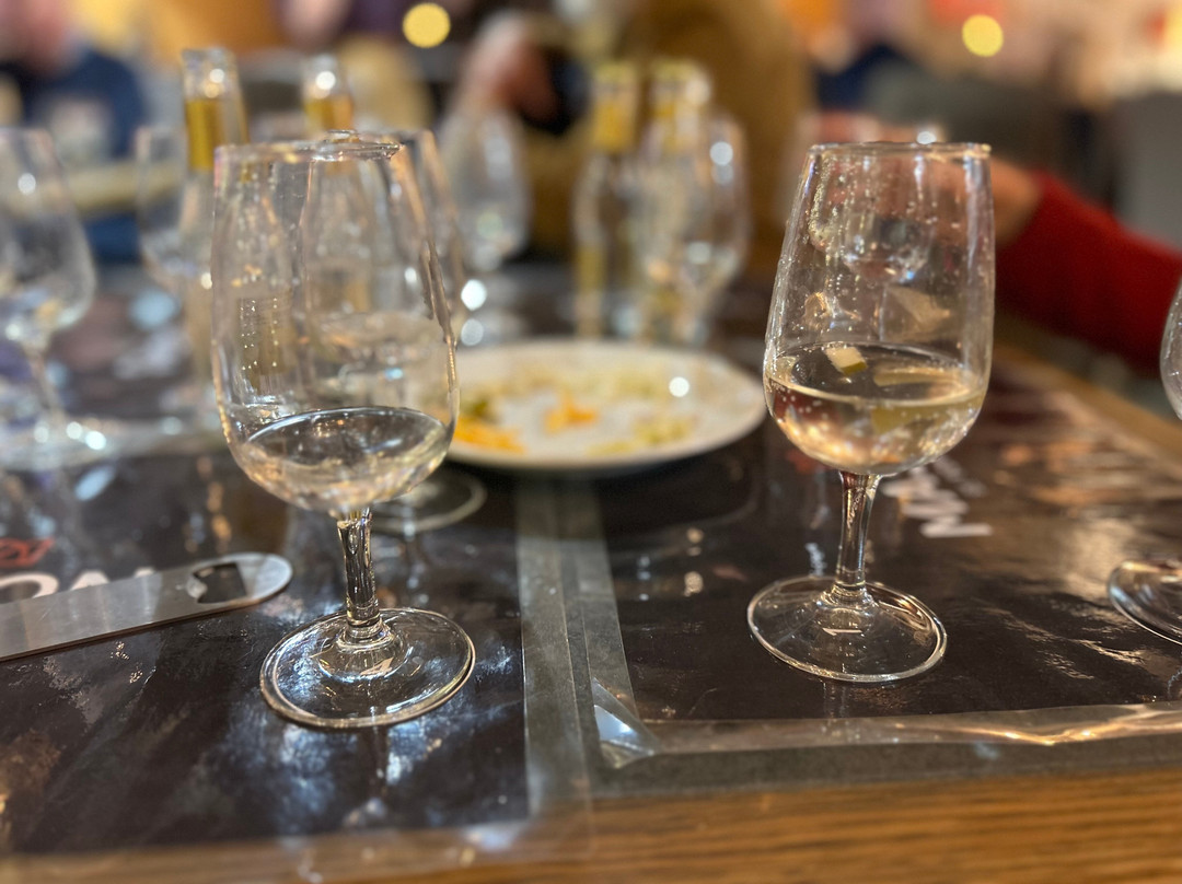 Masons of Yorkshire Distillery-Leeming Bar必去景点