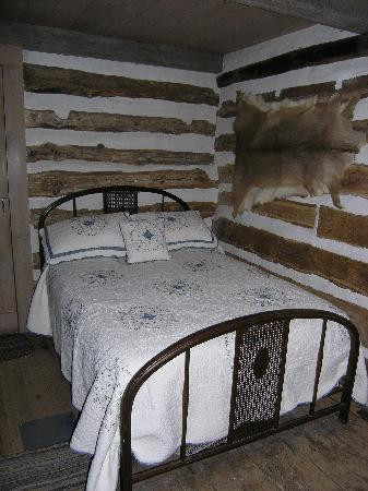 Big Grove Village主图