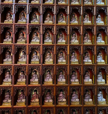 Chua Van Phat - Temple of Ten Thousand Buddhas-胡志明市必去景点