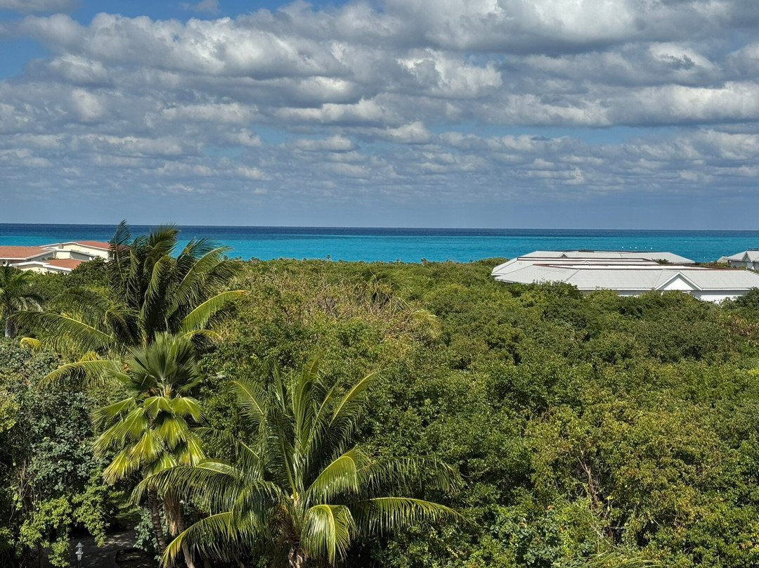 Plaza Las Dunas-圣玛丽亚岛必去景点