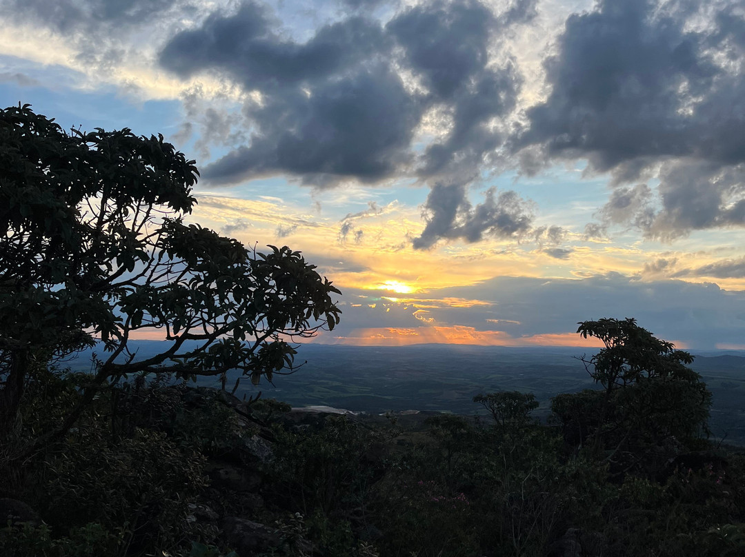 Pico do Gaviao-Luminarias必去景点