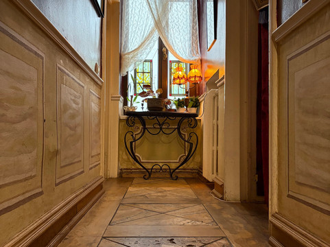 Muzeul Micul Paris (The Little Paris Museum)-布加勒斯特必去景点