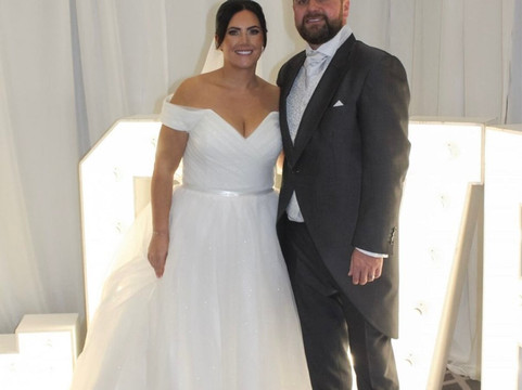 威勒尔乡村酒店主图