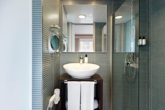 梅诺卡西方酒店-浴室