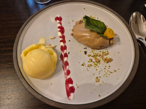 鲁迪波尔露营酒店主图