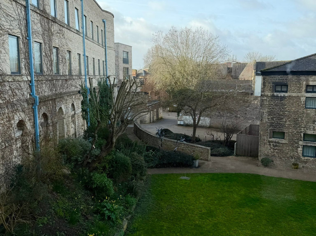 马尔马逊牛津酒店主图