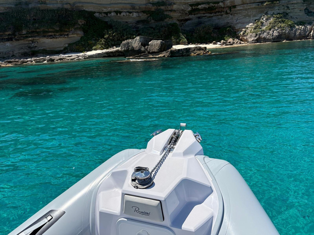 Easy Rental Boat Tropea-特罗佩阿必去景点