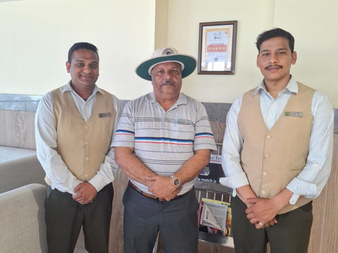 台拉登柠檬树酒店主图