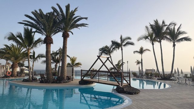 罗卡尼瓦利亚阿德里安酒店-泳池