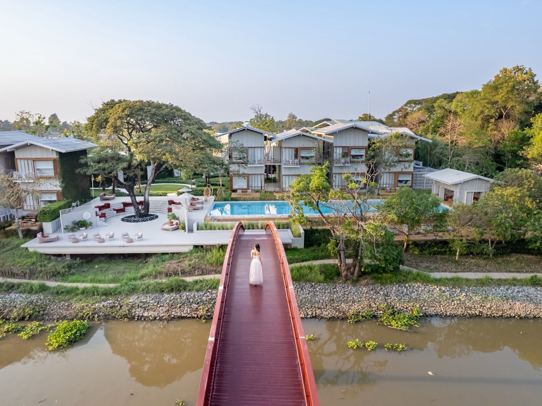 萨拉邦巴印酒店主图