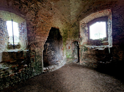 Baconsthorpe Castle-Holt必去景点