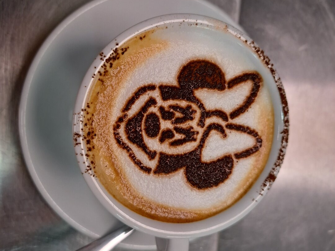 Bar 4 Mori-奥里斯塔诺省必去景点