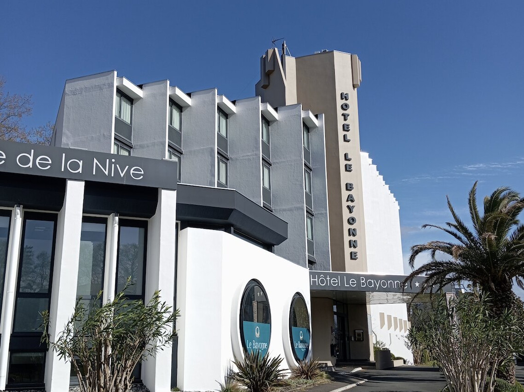 巴约讷酒店主图