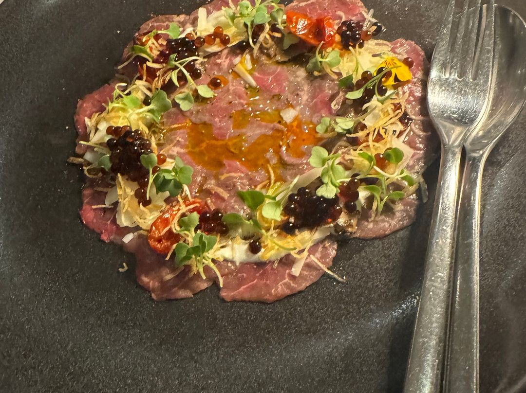 阿里恩海滩酒店主图