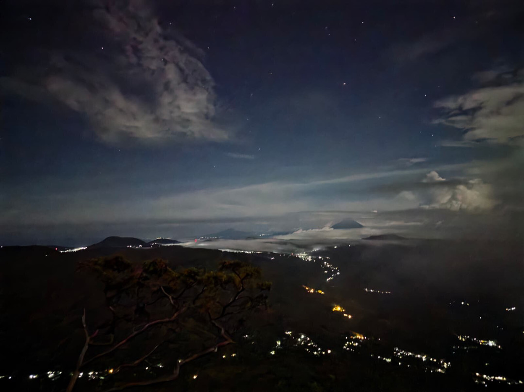 Mount Inerie Peak-弗洛勒斯岛必去景点