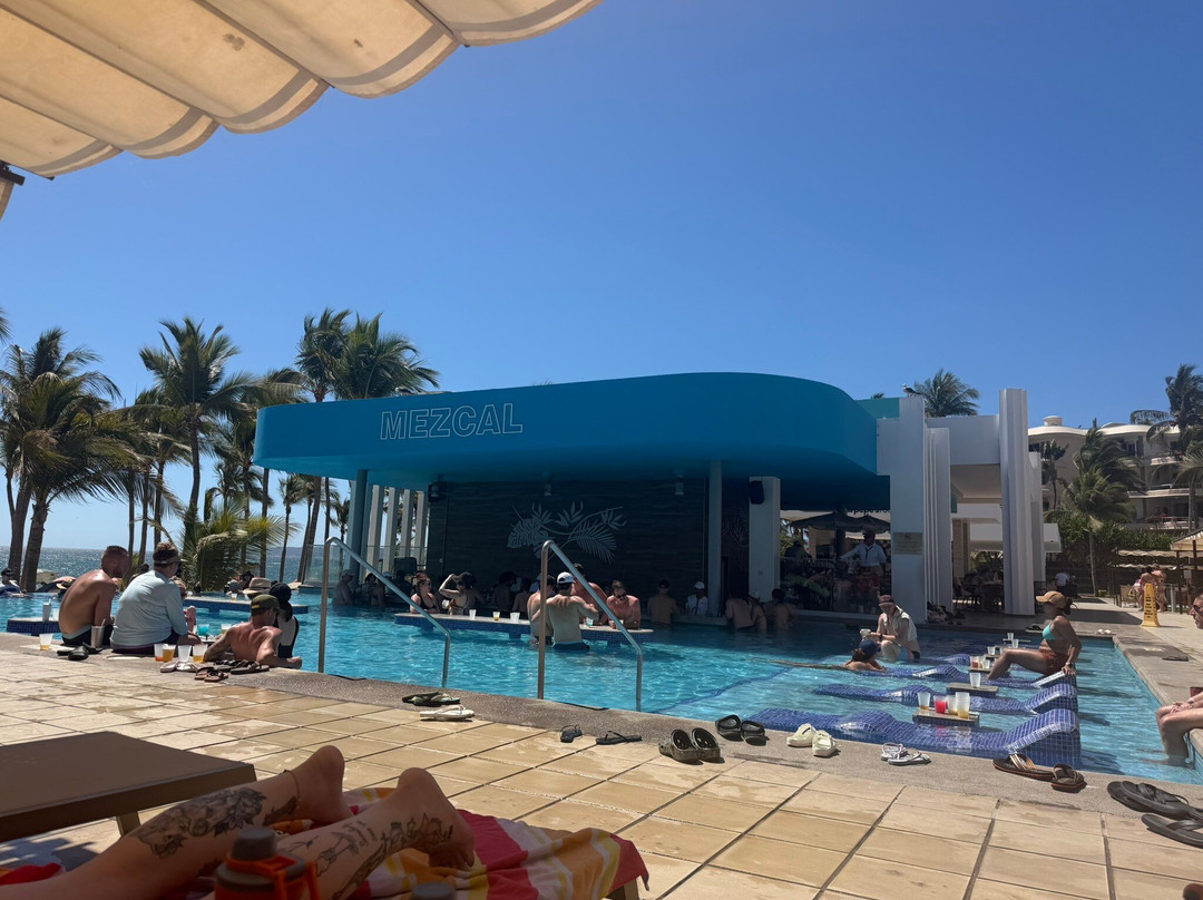 巴亚尔塔悦宜湾酒店-全包主图