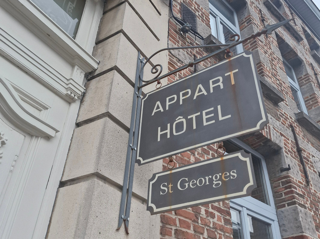 圣乔治公寓酒店主图