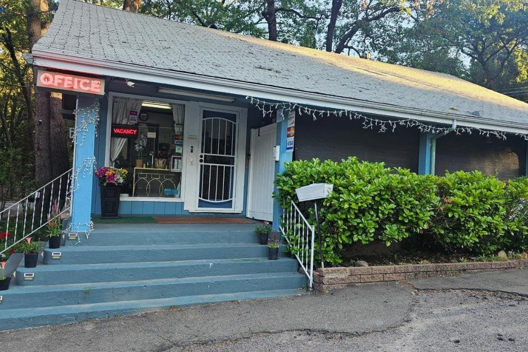 Cedarlodge Motel Dunsmuir Ca