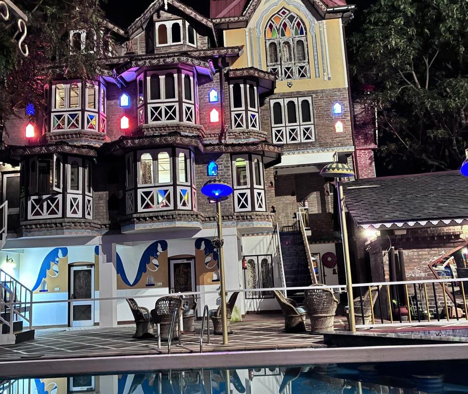 加林城堡酒店主图