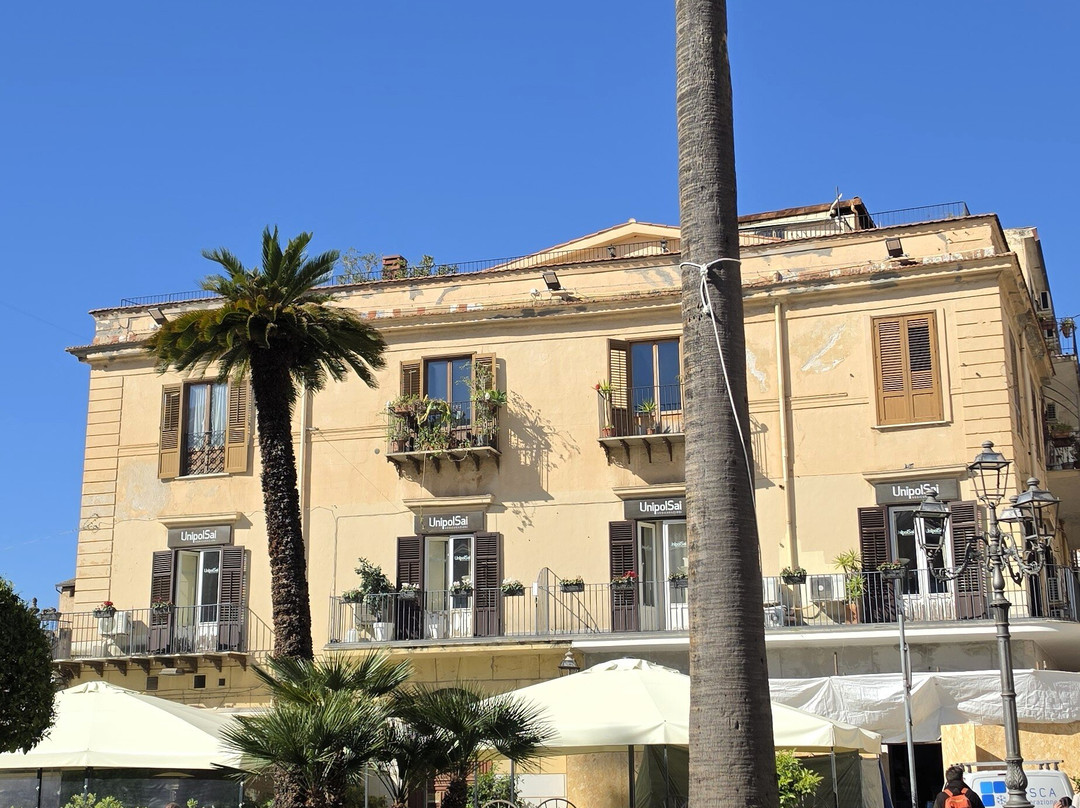 Piazza Vittorio Emanuele-Monreale必去景点
