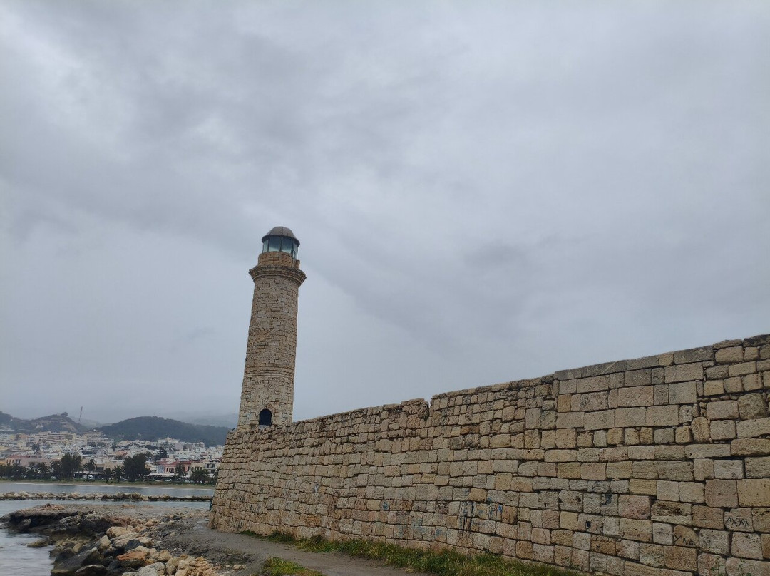 Old Venetian Harbor-干尼亚必去景点
