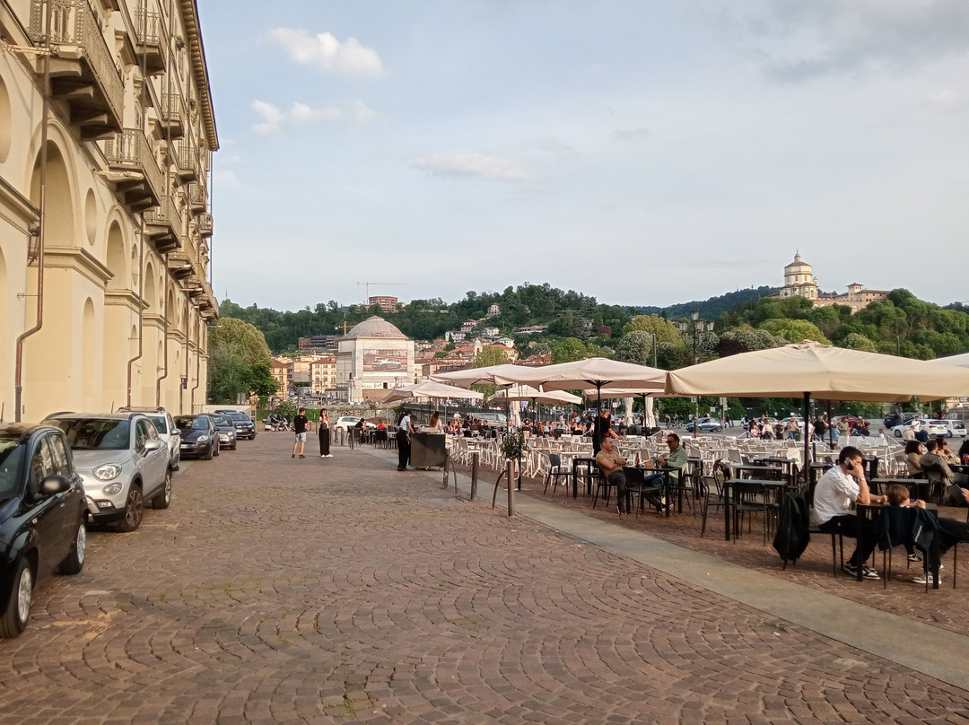 Piazza Vittorio Veneto-都灵必去景点