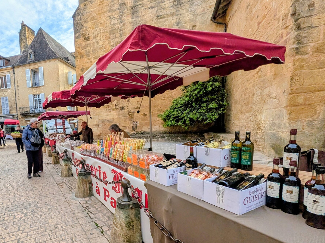 Sarlat Market-萨尔拉必去景点