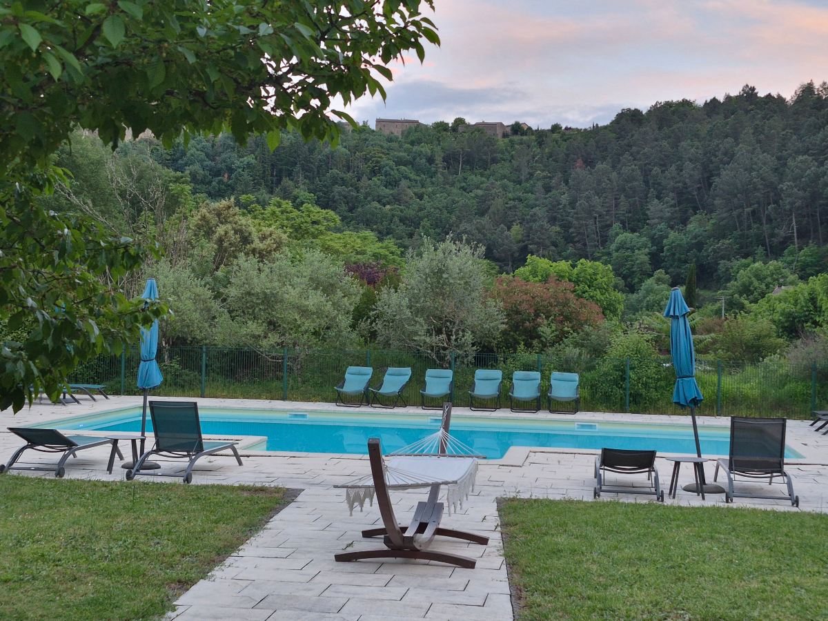Logis Hôtel Restaurant le Domaine de l'Eau Vive-旅行者