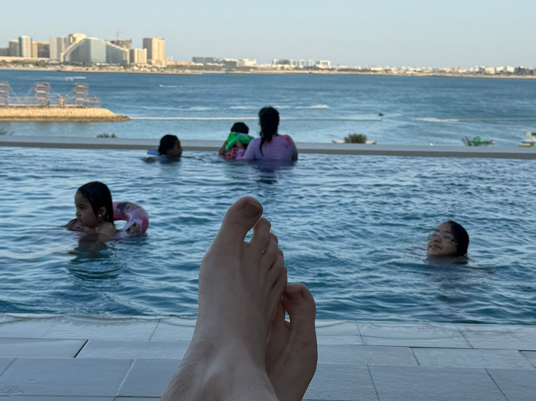 巴林马拉西海滩葳达度假村主图
